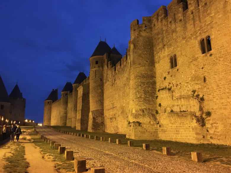 Fortress walls-Carcassonne (J. Chung)