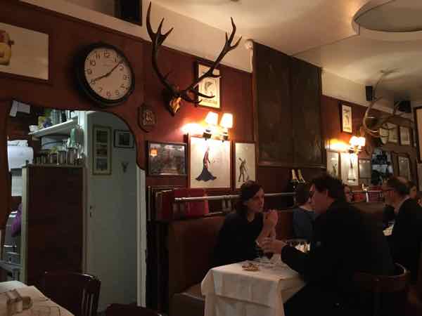 Inside A la Biche au Bois, Paris (J. Chung)