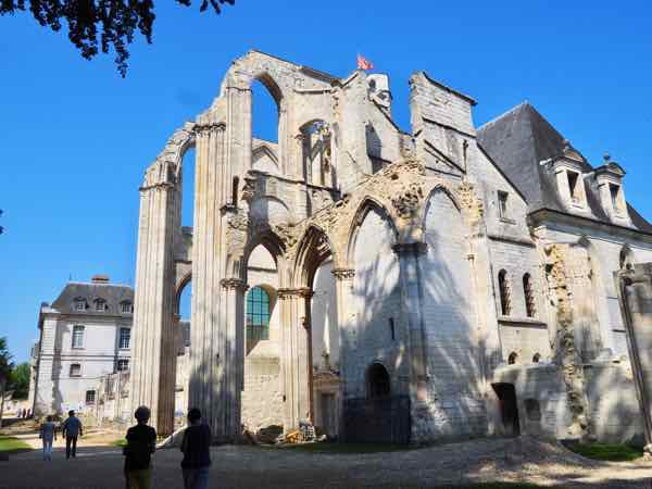 Abbaye Saint-Wandrille de Fontenelle (J. Chung)