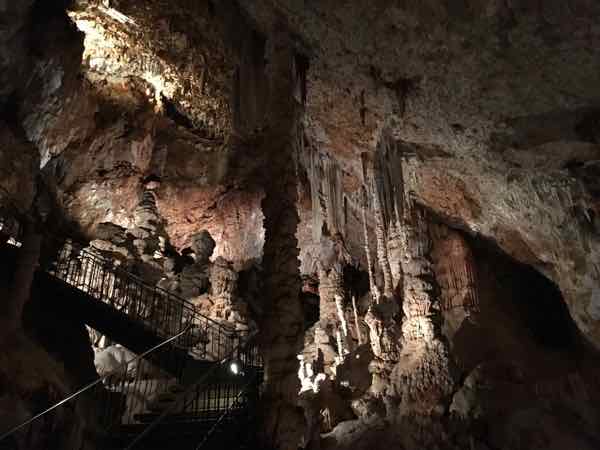 Inside the grotte at Aven d'Orgnac 