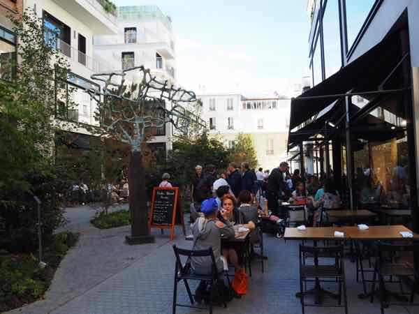 Outdoor seating at Beaupassage Paris (J. Chung)