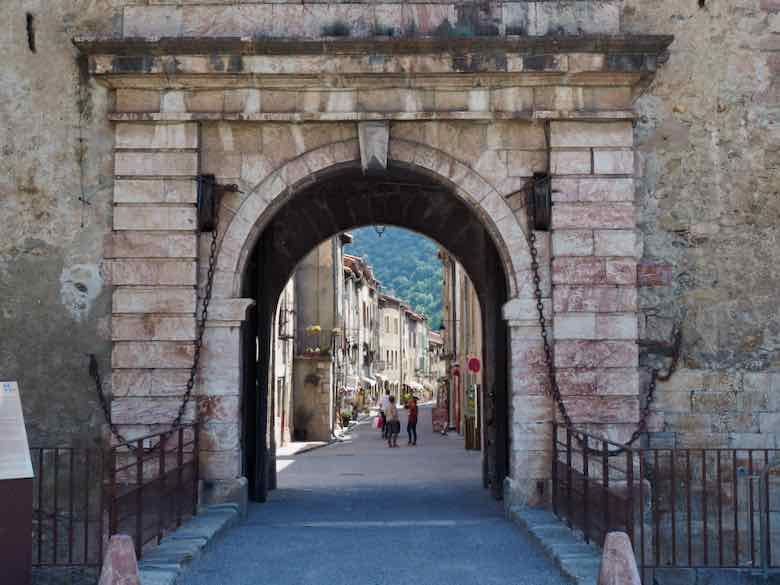 Villefranche de Conflent-Les Plus Beaux Villages de France (J. Chung)
