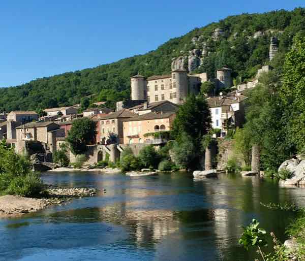 Vogue in the Ardeche, France (J. Chung)