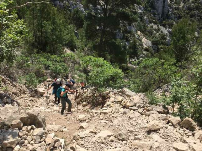 The climb near Calanque d'En Vau (J. Chung)
