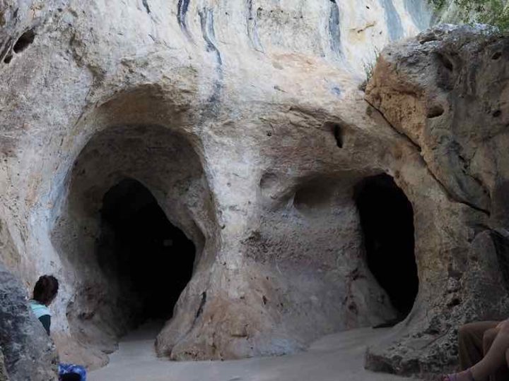 Visiting Font de Gaume Prehistoric Cave France Travel Tips