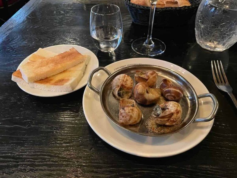 Escargot at L'Escargot Montorgeuil