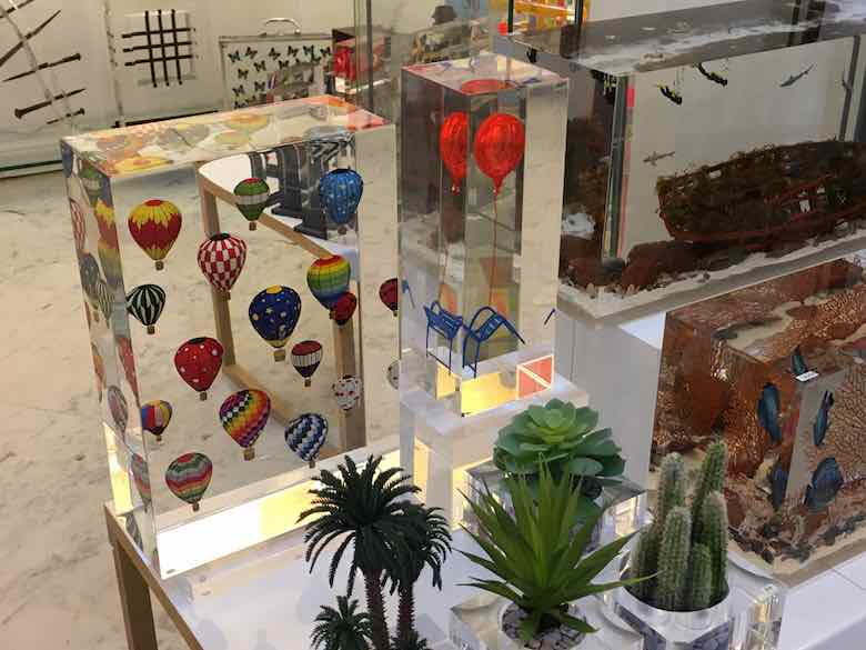 Acrylic display at Transparence, Nice (J. Chung)