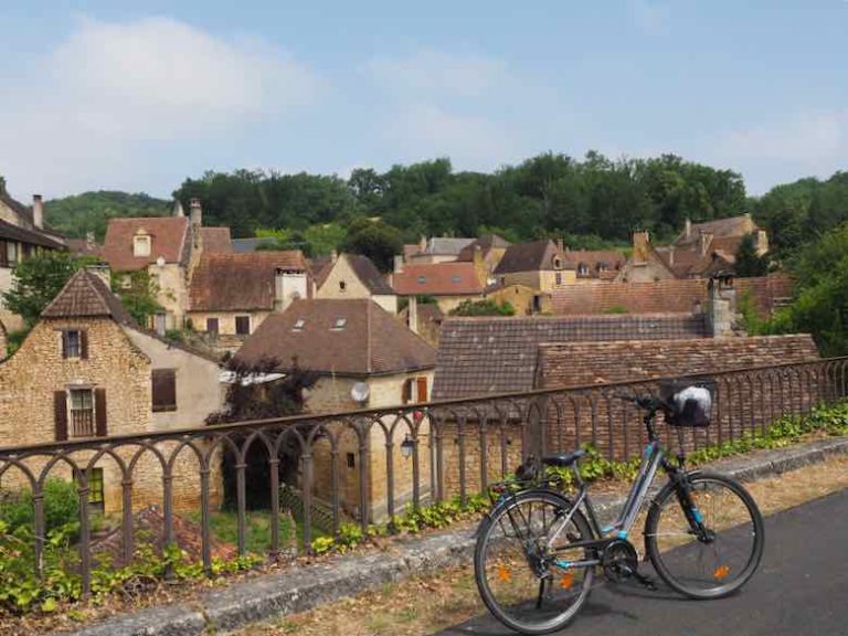 Aillac-on the Voie Verte bicycle route