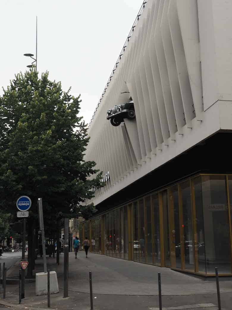 Jaguar in Bordeaux