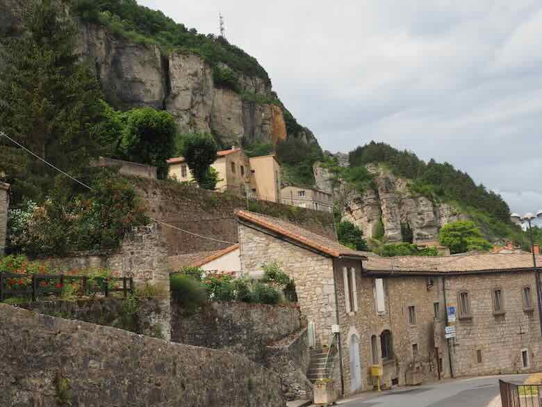 Roquefort-sur-Soulzon and Mont Combalou