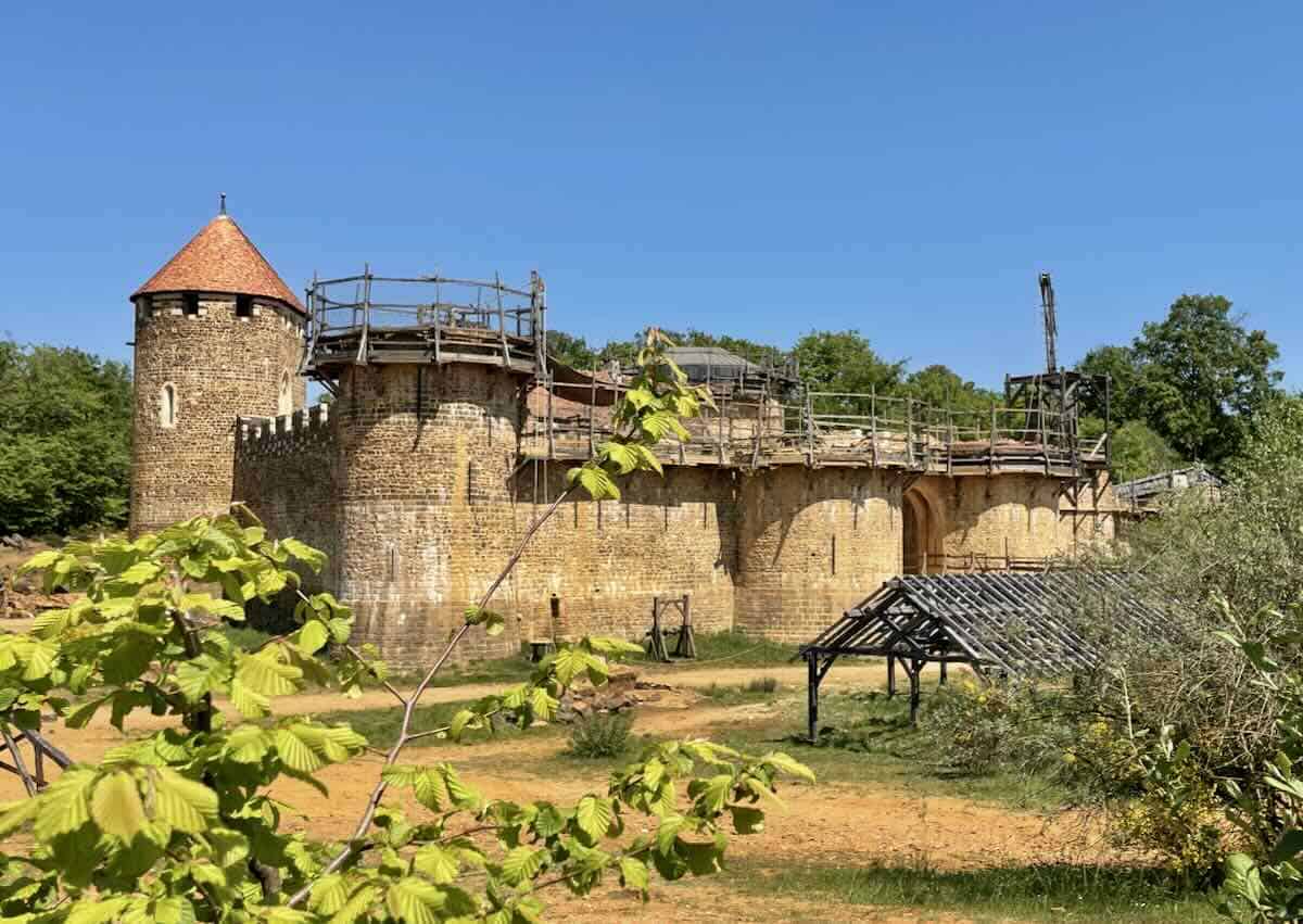 How Medieval Construction Methods Are Used at Guédelon Castle