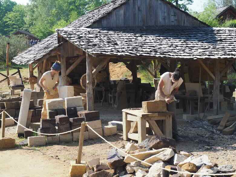 Stonecutters-Guedelon Castle