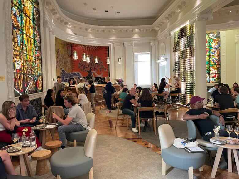 Coins salons du Bar à Vin - bars à vins à Bordeaux