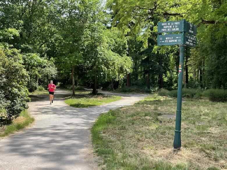 Running In Bois de Boulogne Paris
