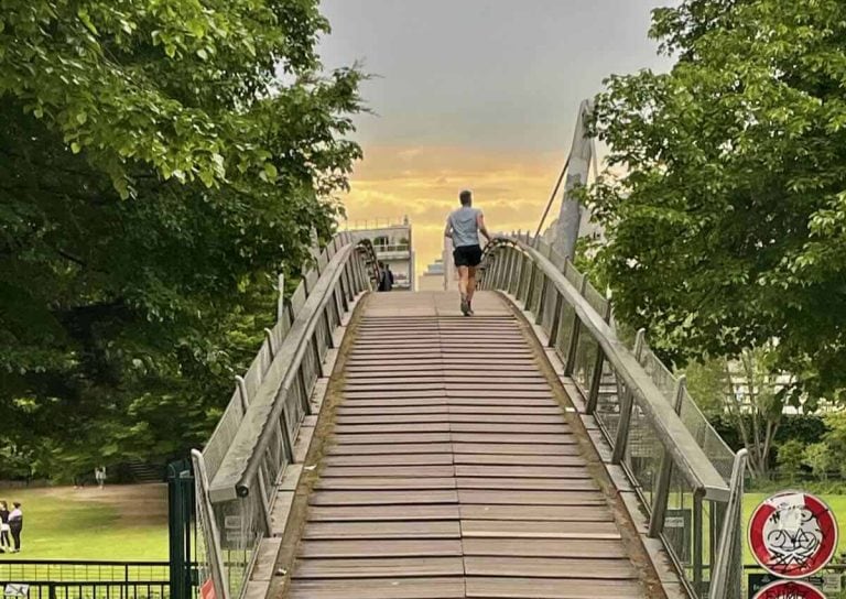 Where To Go Running In Paris: 10 Best Spots