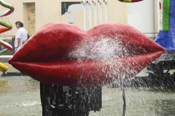 L'Amour (Love) sculpture in the Igor Stravinsky fountain at the Georges Pompidou Centre