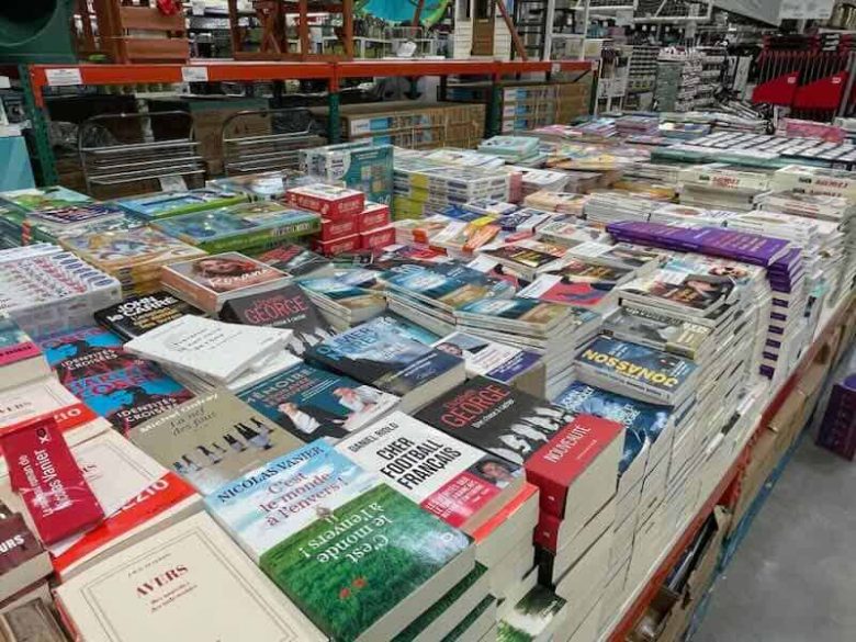 Books on sale at Costco in France