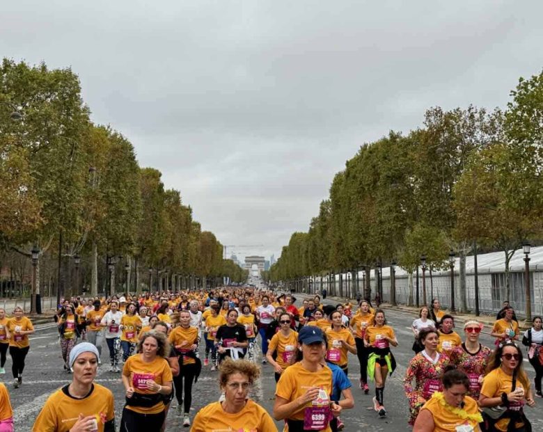 Runners on the Champs-Elysees-La Parisienne