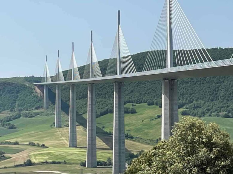 Millau Viaduct-photo from tour